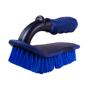 ESCOVA PARA LIMPEZA DE TAPETES E CARPETES