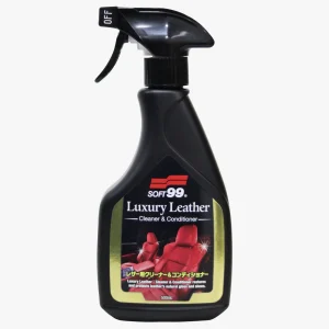 Frasco do Luxury Leather Soft99 2 em 1 para limpeza e hidratação de bancos de couro